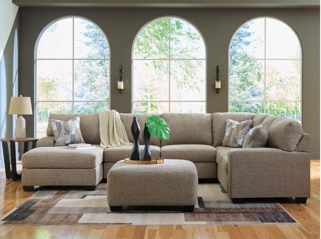 Newellen 3-Piece Sectional with Chaise image 0