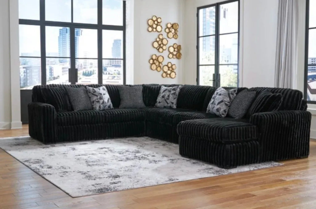 Midnight Madness Sectional w/ Chaise image 1