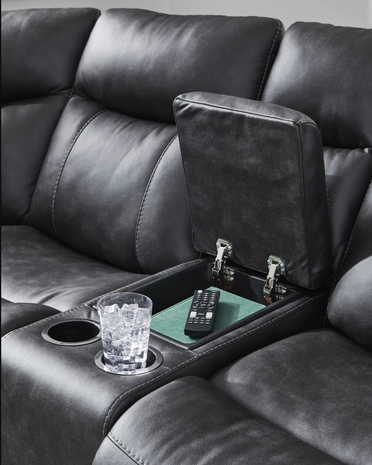 Sultan Meadow 2-Piece Reclining Sectional image 5