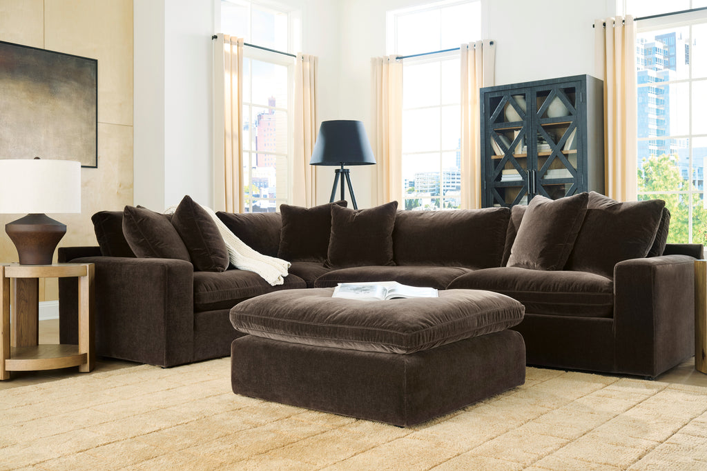 Maxton Heights 4 Piece