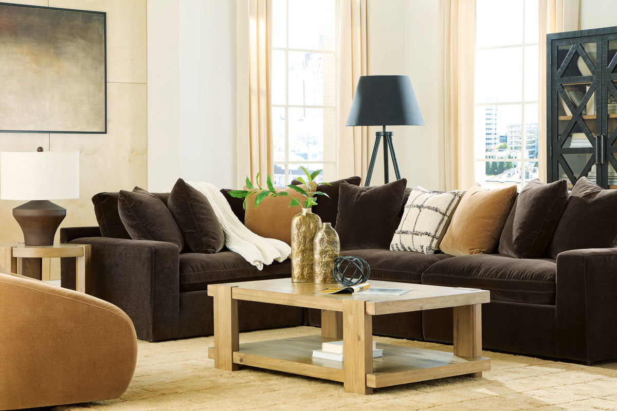 Maxton Heights 4 Piece