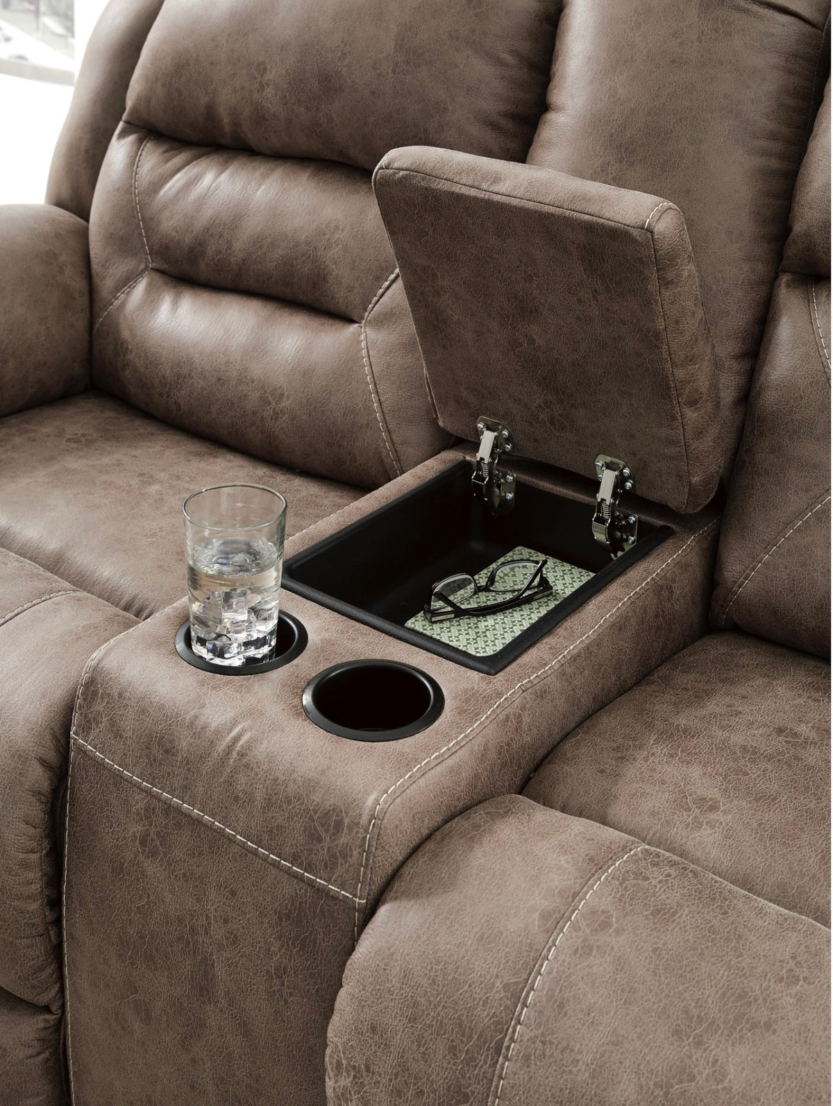 Stoneland Loveseat (MAN or PWR Reclining) image 6