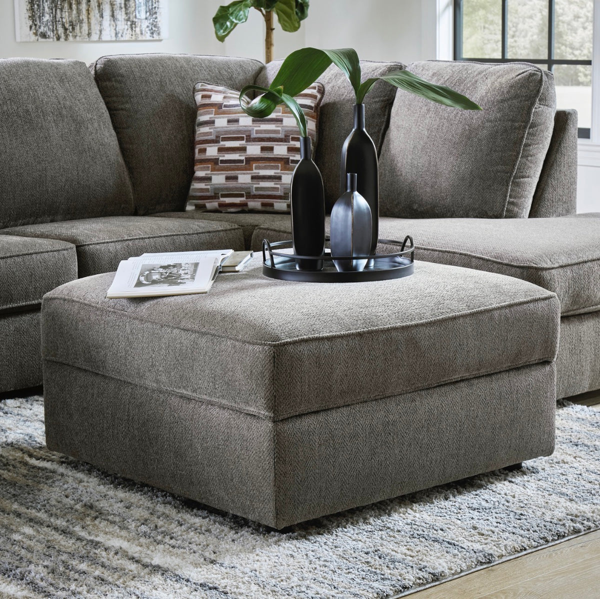 O'Phannon Storage Ottoman w/ Tabletop image 0